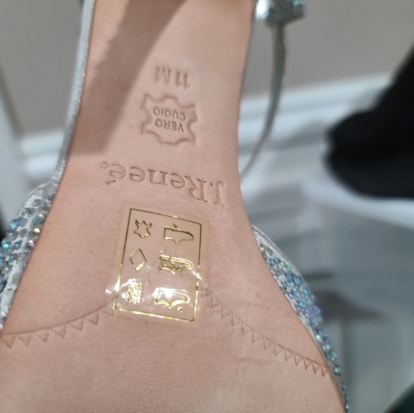 Beautiful Rhinestone Sandals - Picture 6 of 7